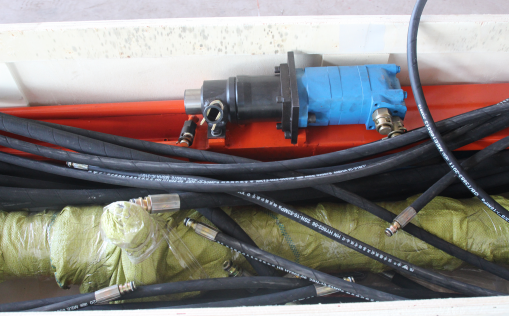 液壓探水鉆機(jī)，架柱式鉆機(jī)高效且輕便